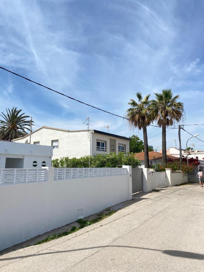 Апартаменты Denia'S Beach House Экстерьер фото